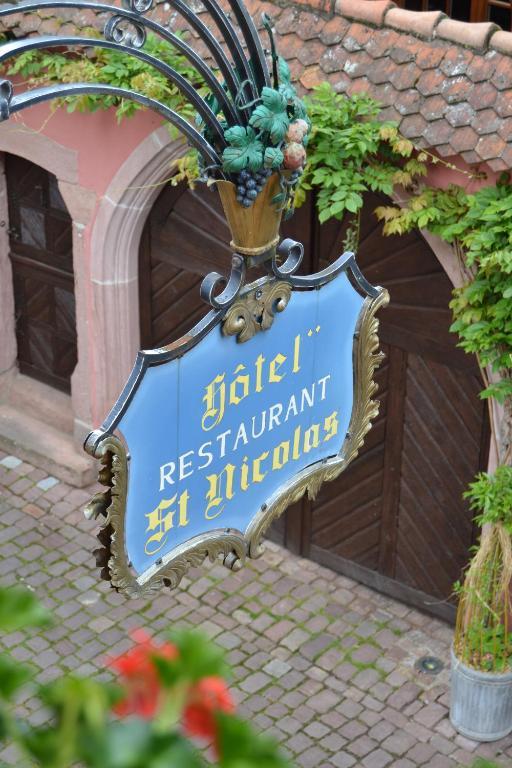 Hotel Le Saint Nicolas Riquewihr Exterior photo
